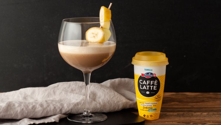 Banana Cocktail-2-3_Stage