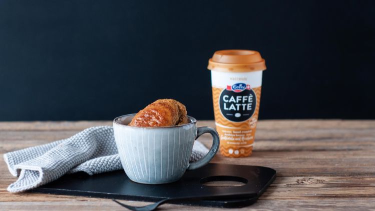 3840x2160-Mug-Cake-Macchiato