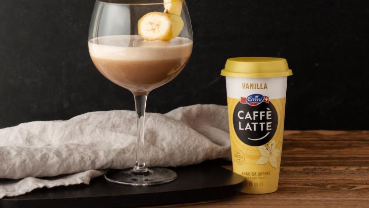 Banana Cocktail-2-3_Stage
