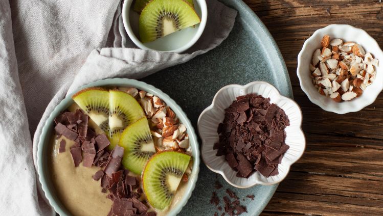 Coffee Avocado Smoothie Bowl-0029_Vegan_Stage